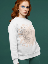 Lade das Bild in den Galerie-Viewer, Divine Feminine Sweatshirt
